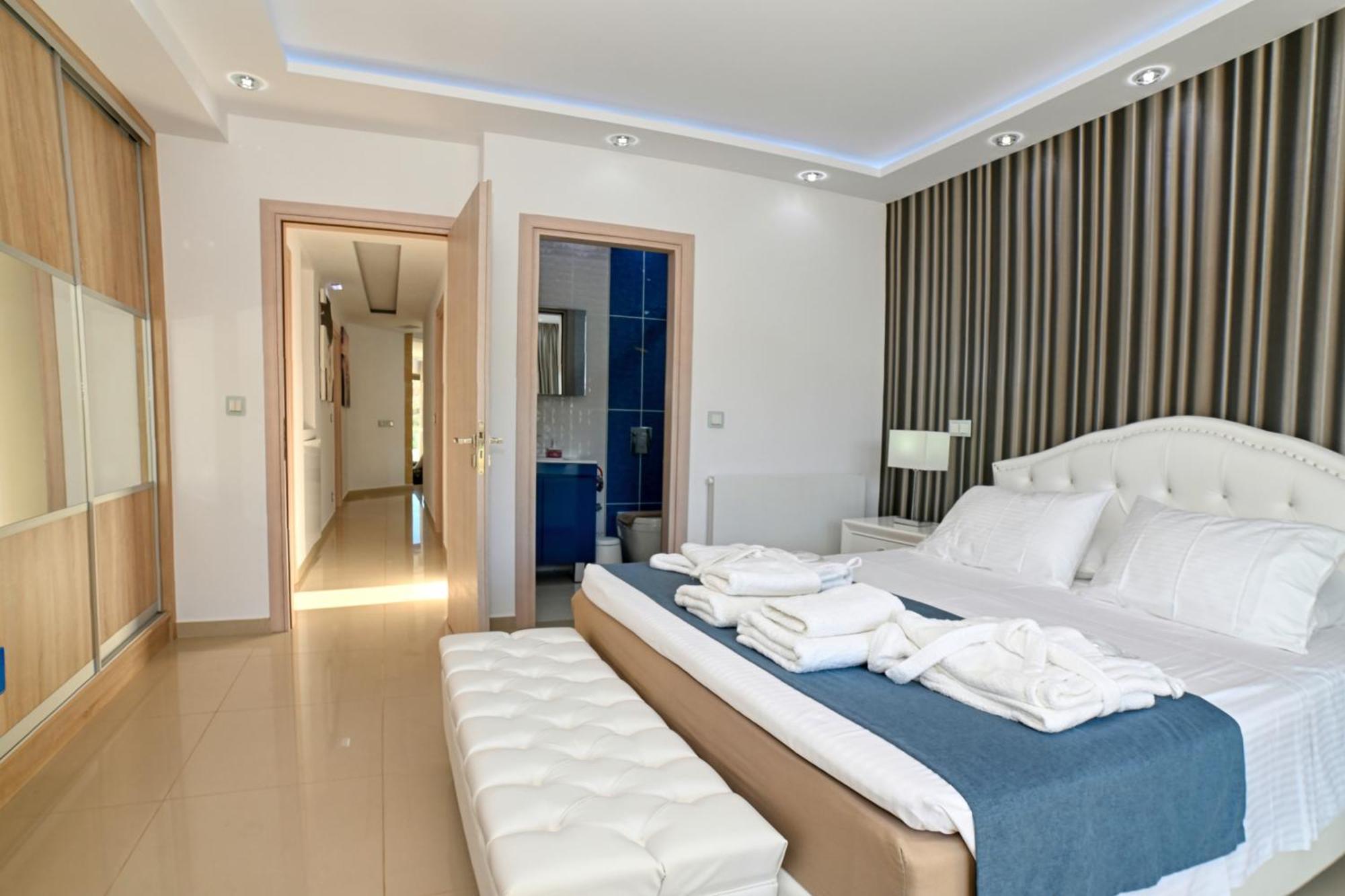 Larimar Luxury Sea View Villa Kíssamos Esterno foto