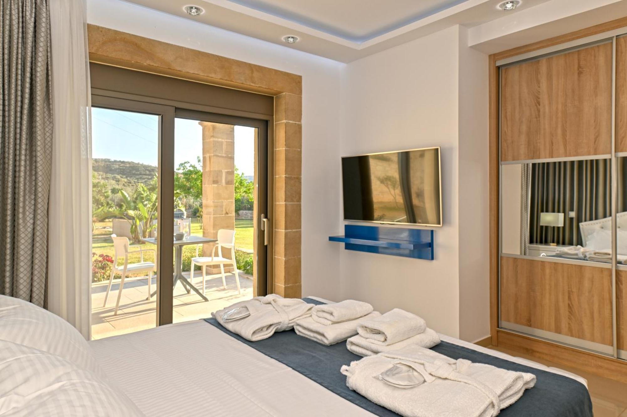 Larimar Luxury Sea View Villa Kíssamos Esterno foto
