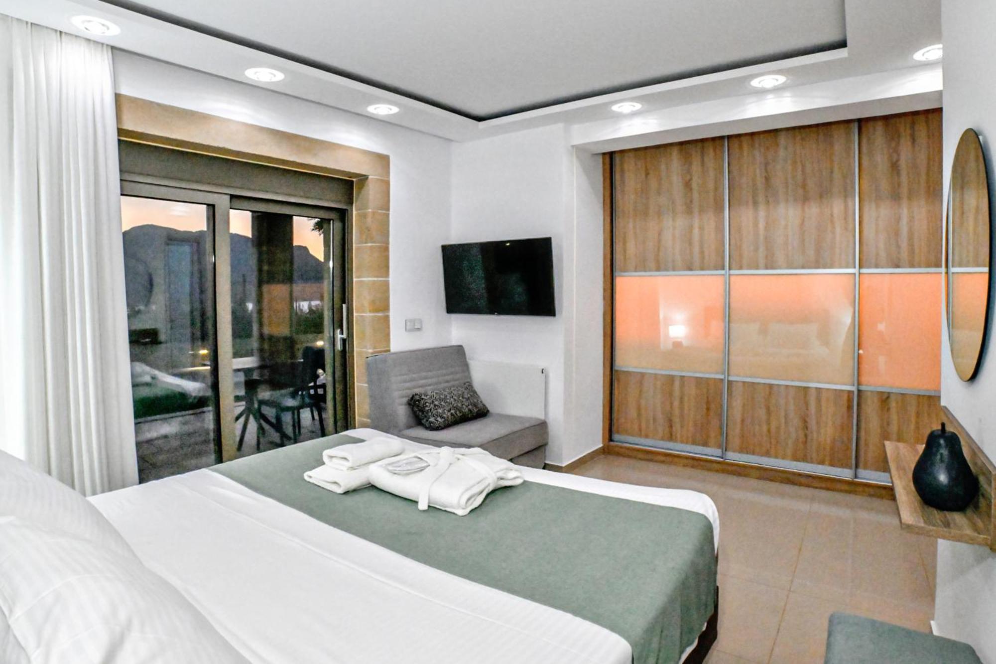 Larimar Luxury Sea View Villa Kíssamos Esterno foto