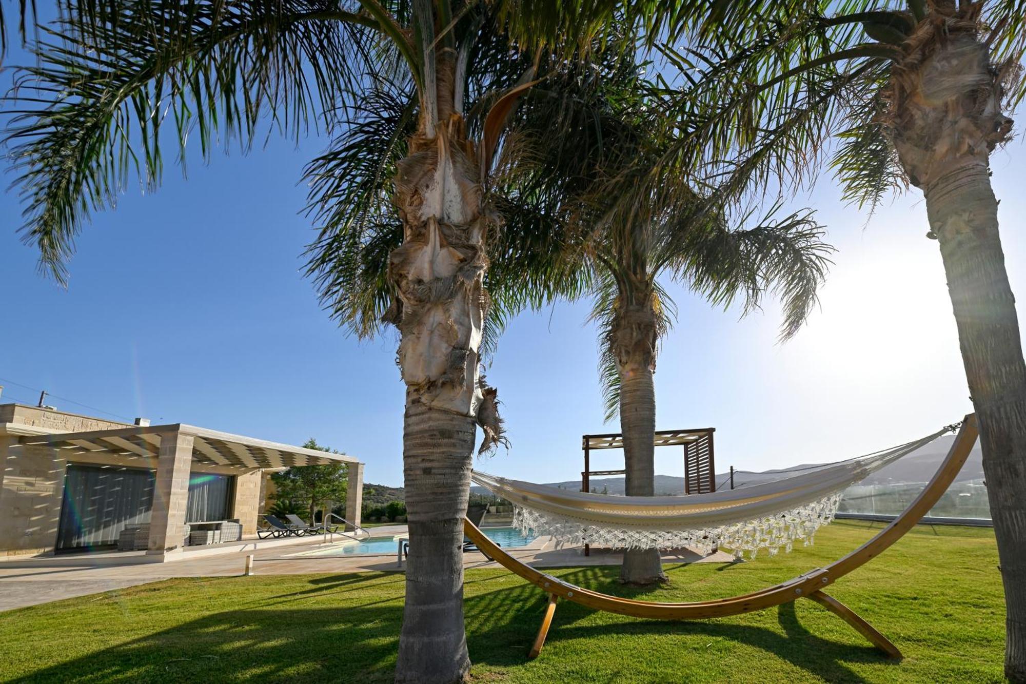 Larimar Luxury Sea View Villa Kíssamos Esterno foto